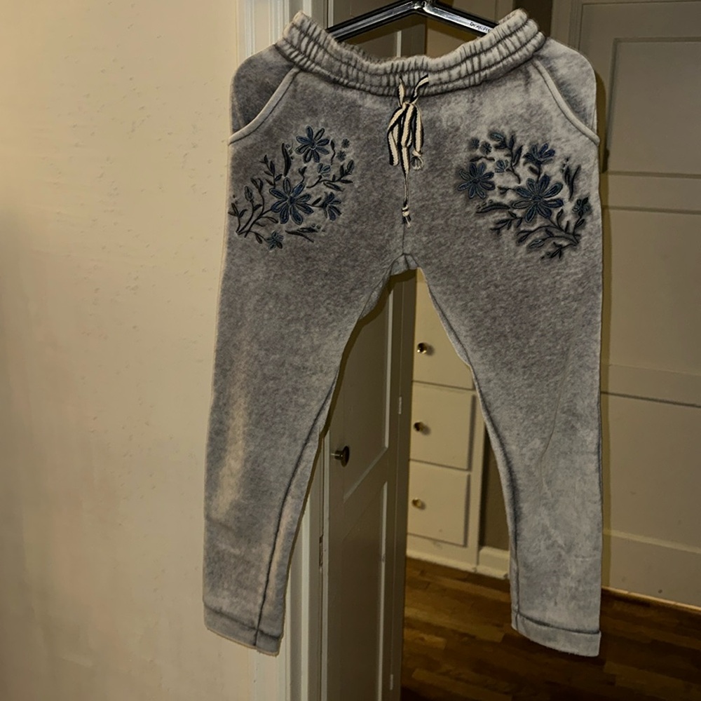 Embroidered Angie sweatpants
